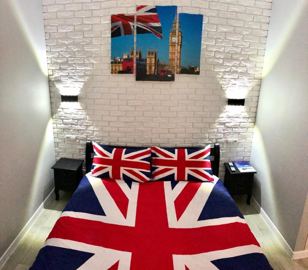 Apartment London 92 *